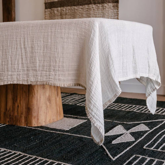 Zayra Tablecloth Ivory/Natural
