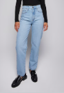 Andi Jean Petite in Legend