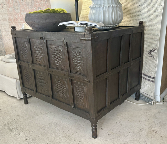 Vintage Damchi Chest