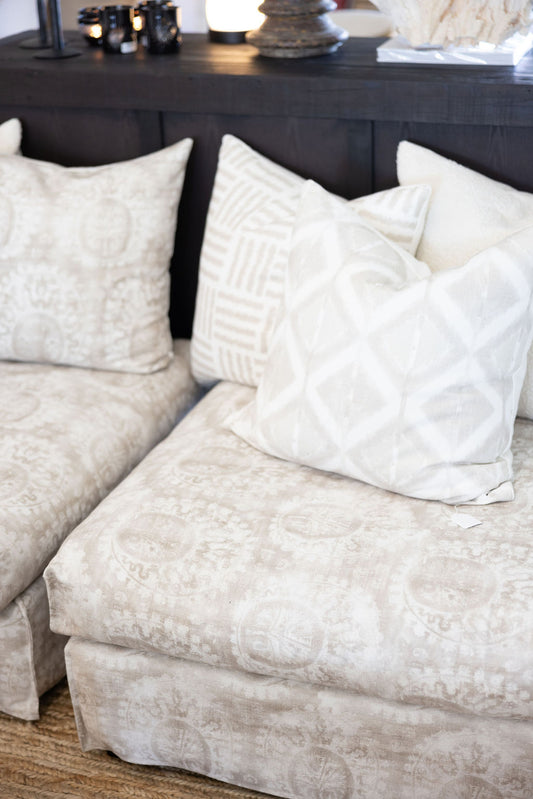 Widest selection of luxury custom cushions Gold Coast, Australia